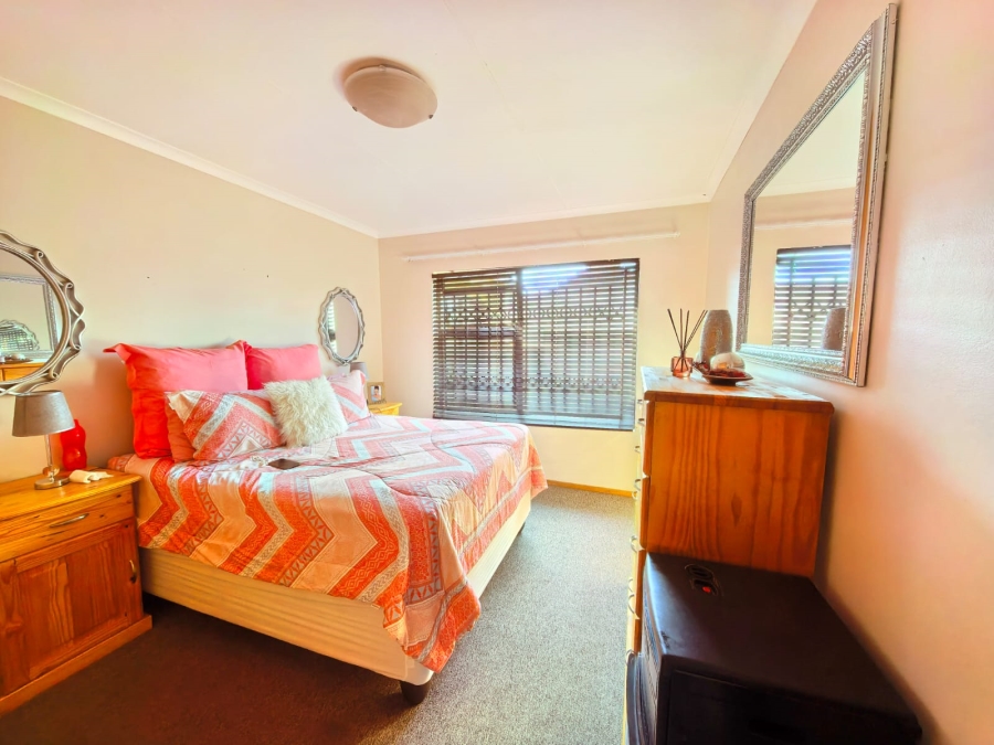 3 Bedroom Property for Sale in Vaalpark Free State